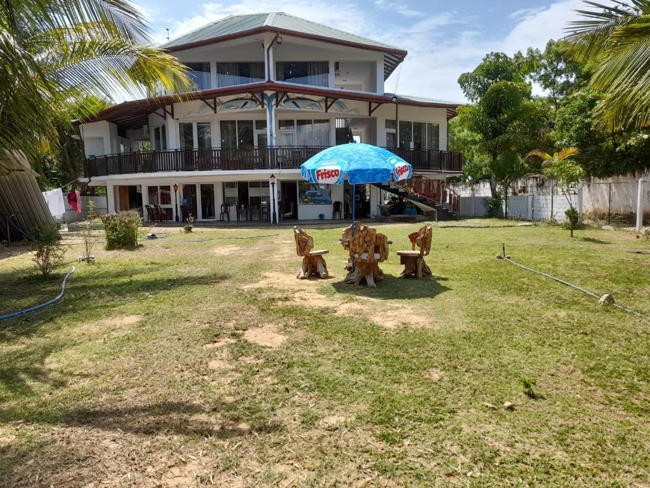 Baden Beach Hotel Калкуда Экстерьер фото